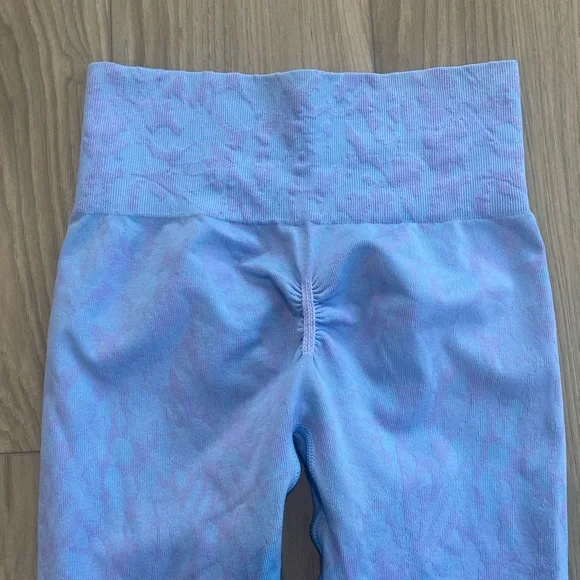 Butterfly Gymshark Adapt Leggings - Picture 3 of 4